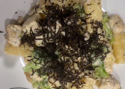 Chicken Rigatoni with black truffle